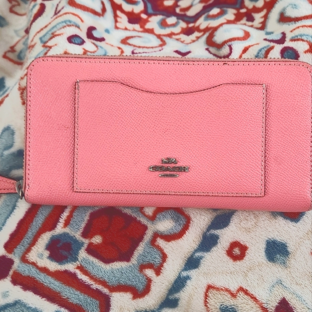 Coach zipper wallet with outside card pocket - Picture 1 of 4
